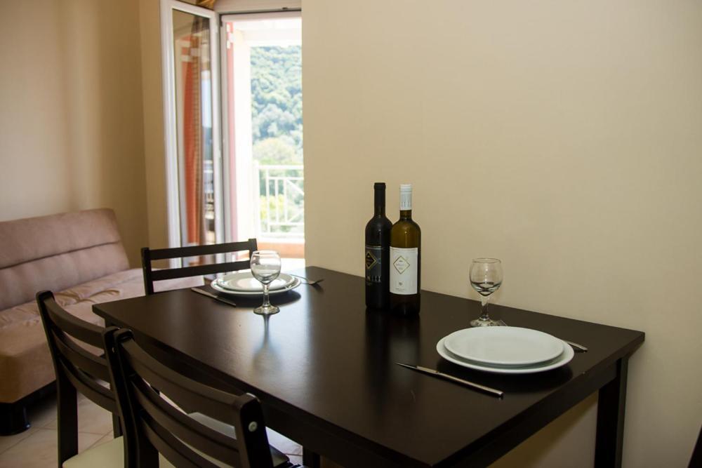 Filoxenia Apartment Geni  Exterior photo