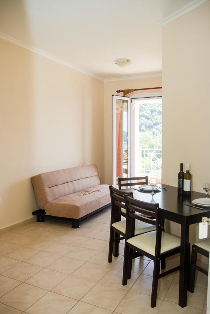 Filoxenia Apartment Geni  Exterior photo