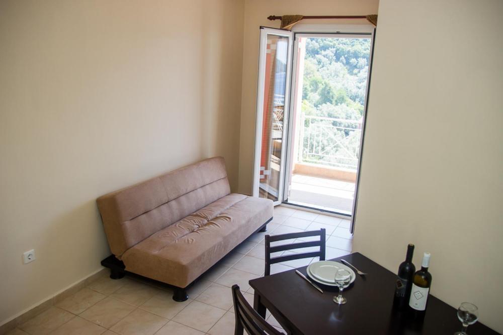 Filoxenia Apartment Geni  Exterior photo
